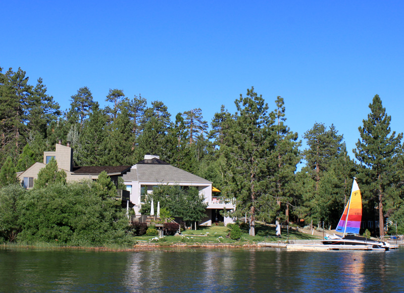 Big Bear Lake-side Real Estate